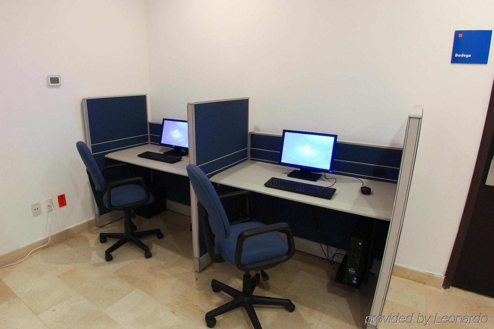 One Culiacan Forum Business photo